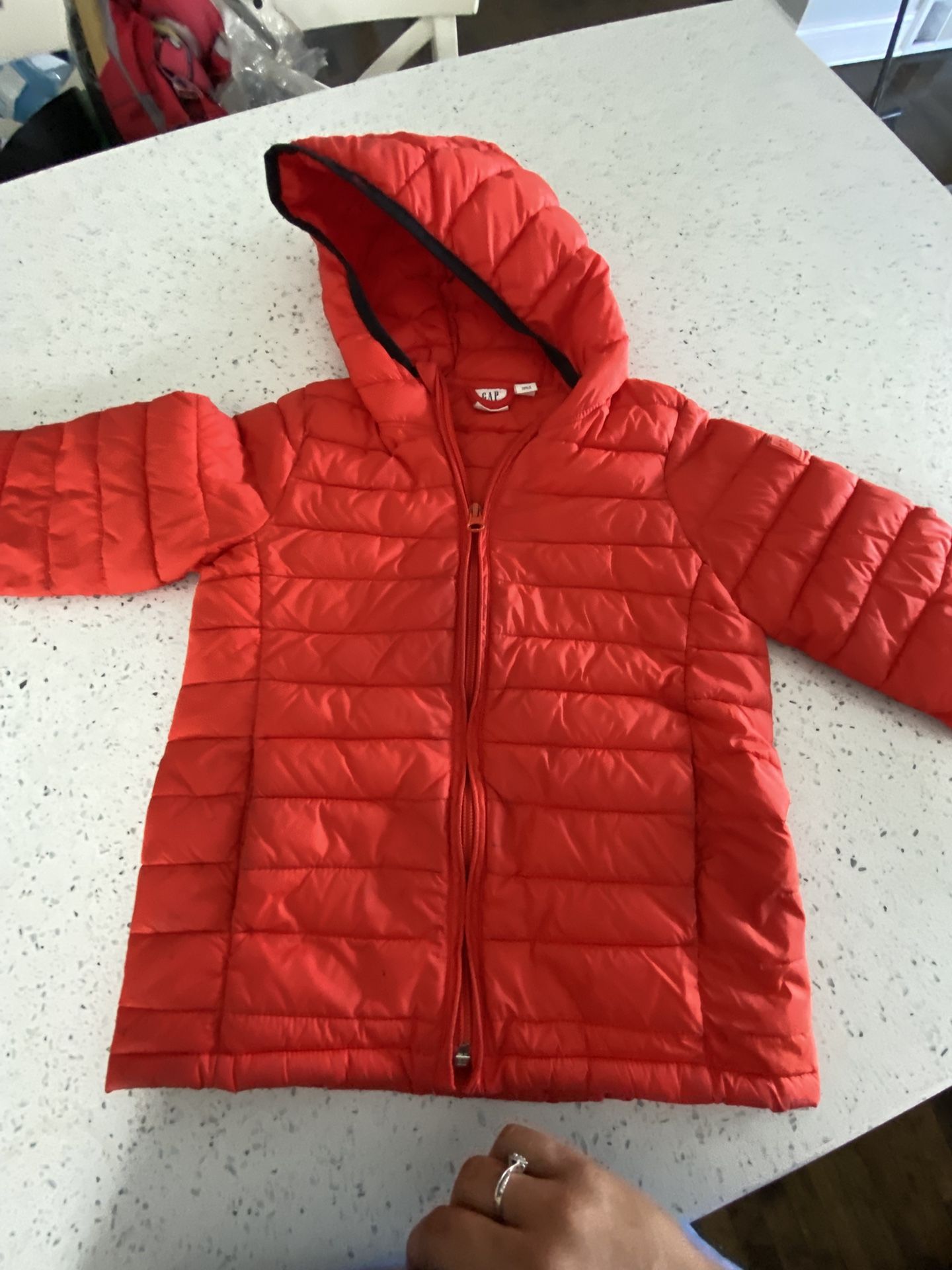 Kids XS Gap Coat, Pick up is in the midway area
