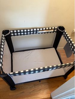 Graco Pack 'n Play Playard