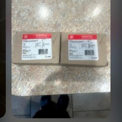 2 Pole 20 Amp Ground Fault Breakers 