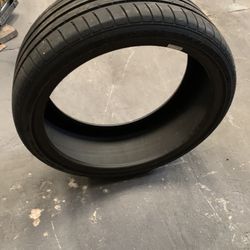 Dunlop SP Sport Maxx GT 245/35R20 Run Flat Tire