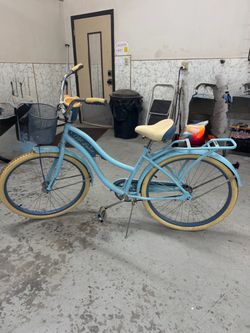 Huffy Nel Lusso Women's Cruiser Bike