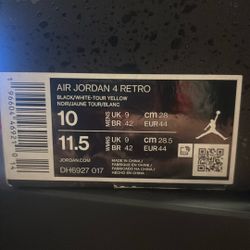 Jordan 4 Thunder Size 10 DS Authentic NEW $340