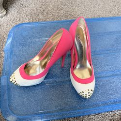 Pink high heeled shoes