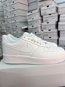Nike Air Force 1 Low Triple White