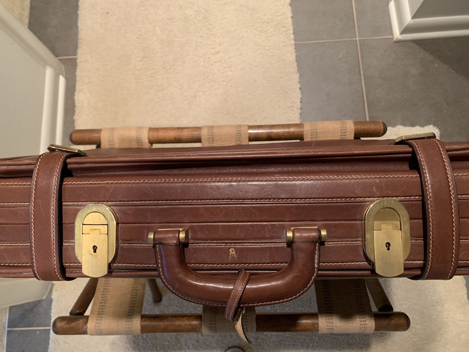 Antique Leather Luggage Excellent condition