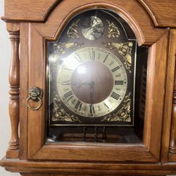 Antique clock 