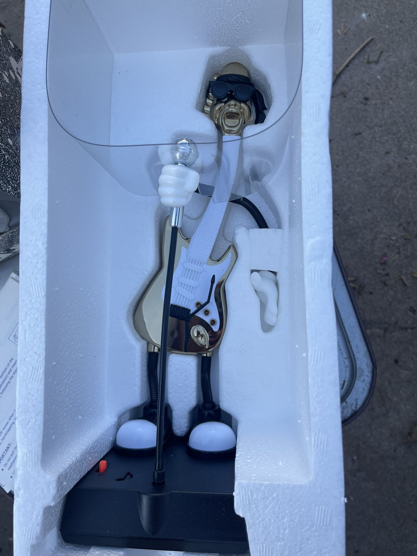 NIB 2 VINTAGE ACTION TOYS ROCK AND ROLL JAZZ MEN MOTION ACTION TOYS DANCING WITH MUSIC TESTED WORKS