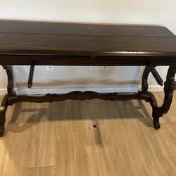Expandable Table