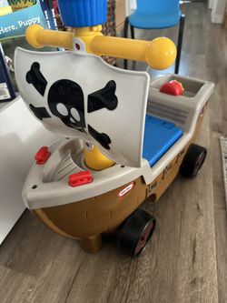 Little Tikes 2 In 1 Scoot and Play Pirate Ship