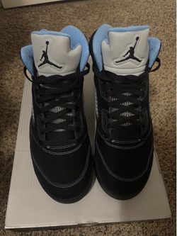 Air Jordan retro 5 unc