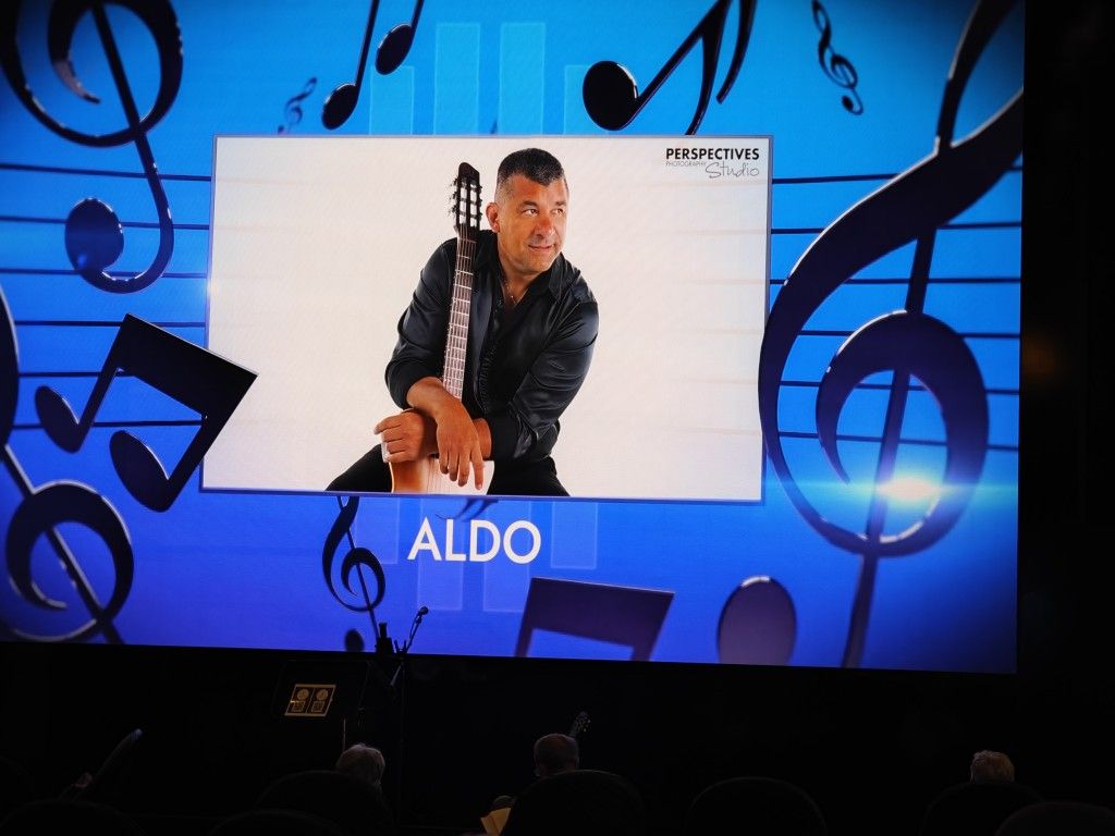 One Man Band - Acoustic Soloist - Solista Acústico