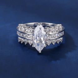New 18k White Gold Engagement Ring 