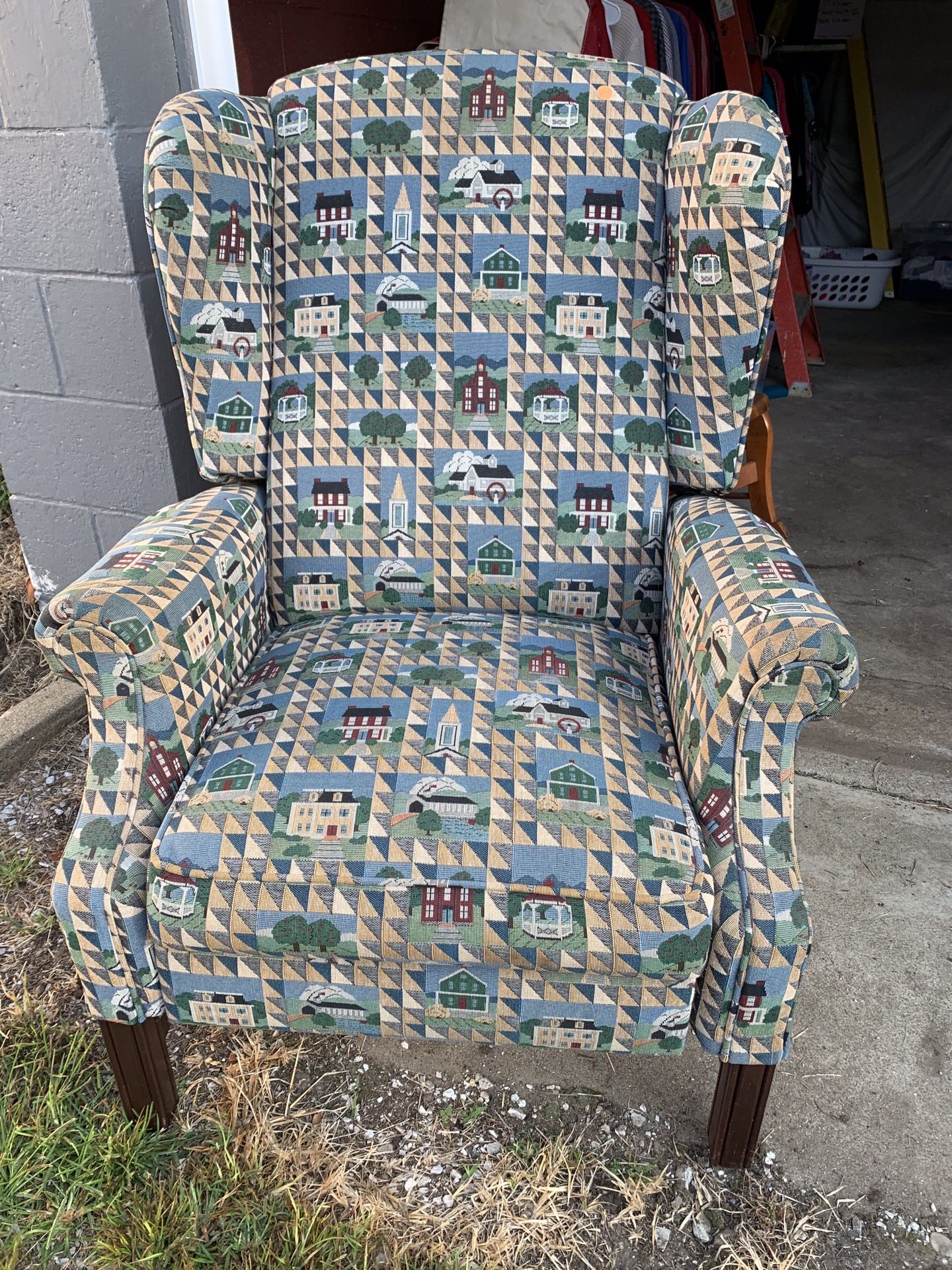 Recliner chair