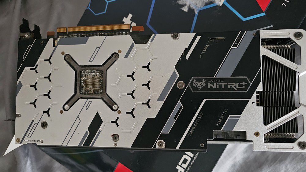 AMD Sapphire Nitro+ RX 5700 XT