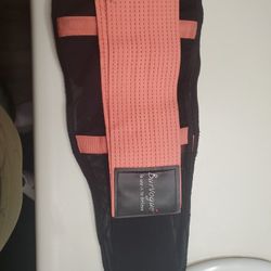 !Price Negotiable..Waist Trainer