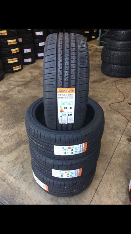 BRAND NEW 215/40/18 ROADCLAW TIRES!!!!!