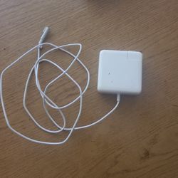 Apple Charger 85 W