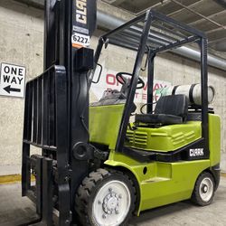 CLARK forklift for sale , 5500 lb 