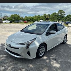 2017 Prius four