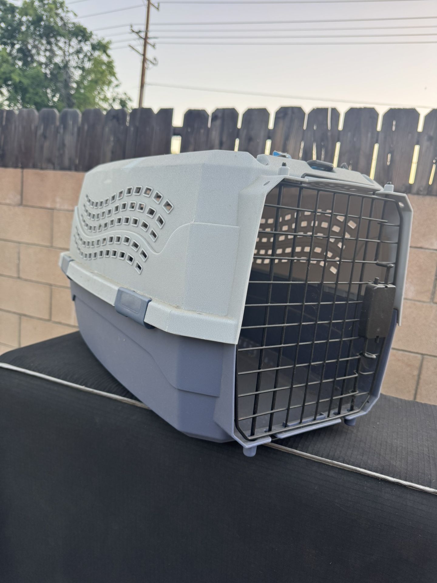 Dog / Cat Crate