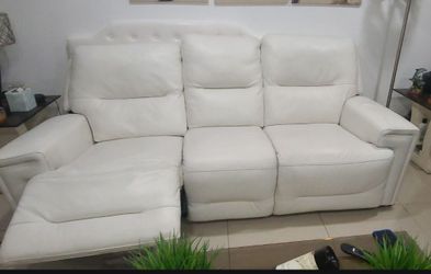 White leather electrical sofa