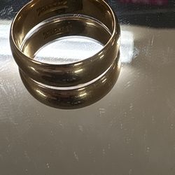 18k solid yellow gold men’s band size 9
