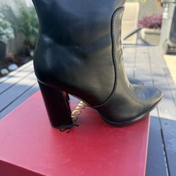 Black Knee High Boots 