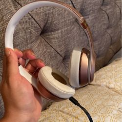 Beat Wireless Headphones 