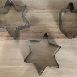 Chanukah Metal Cookie Cutters 3 different sizes. They are not in box but looks like they are new. No rust or wear