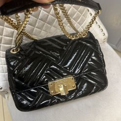 Like New MK Medium Size Arm And Crossbody Purse 