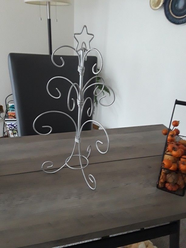 Display Holder Tree