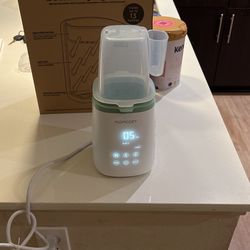 Momcozy Bottle warmer 