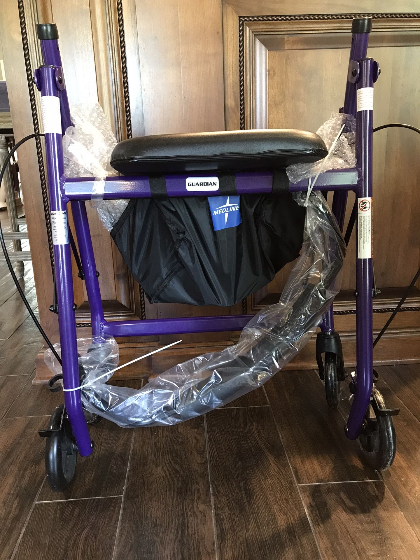 Basic Rollator / Walker NIB Model #MDS86850EP