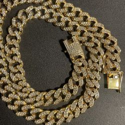 Fully Iced Out 18k 13mm Cuban Link