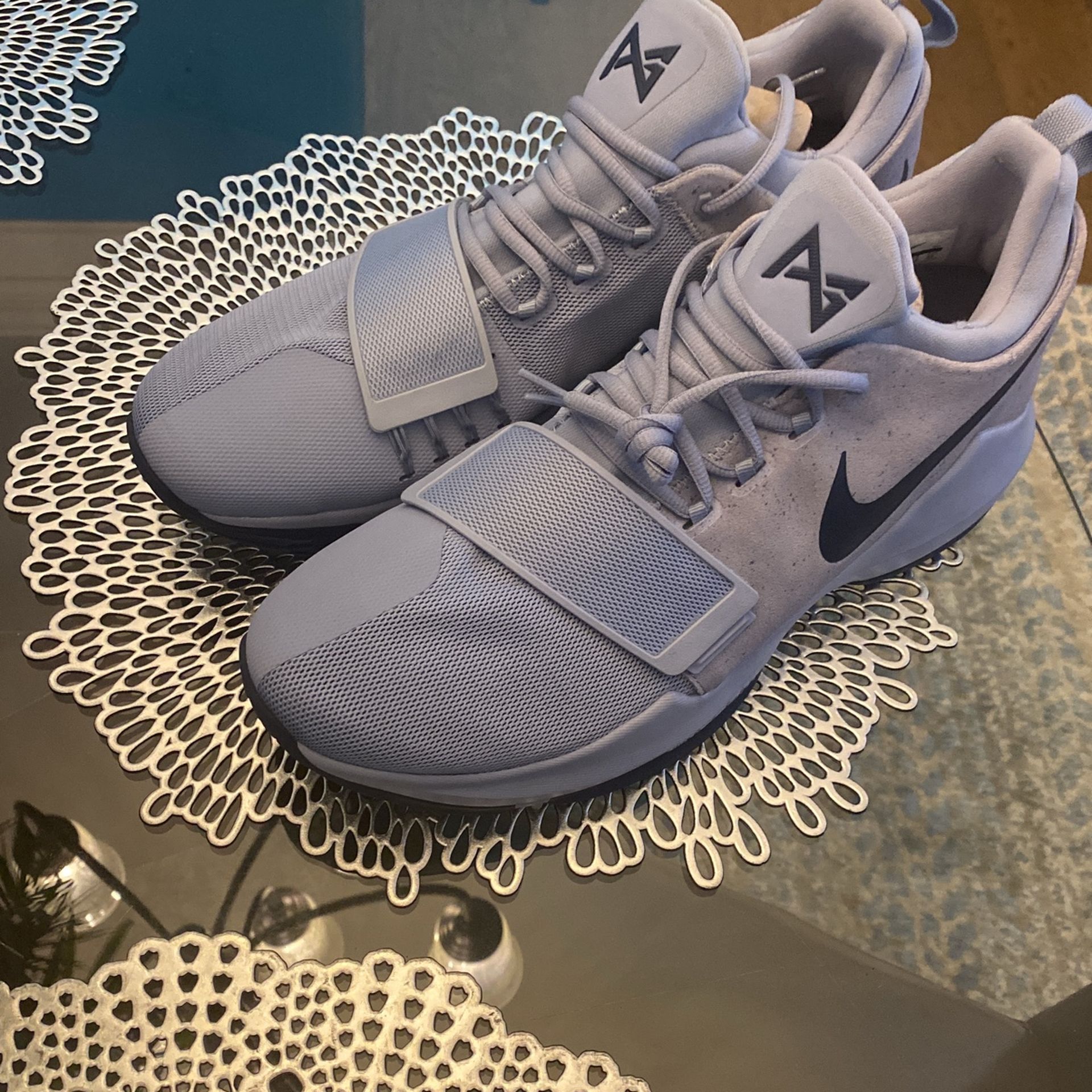 Nike Men’s Size 14