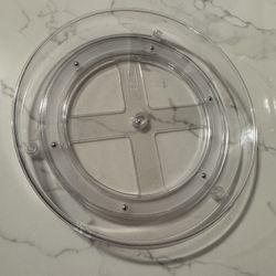 Clear plastic lazy Susan turntable