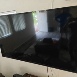 65 Inch LG TV 