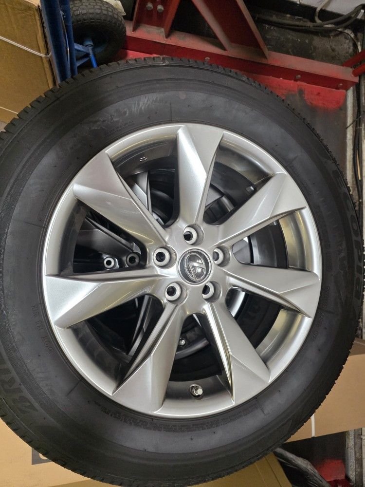 Lexus RX wheels