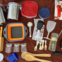 Kitchen Starter Set Many New Items All For $10