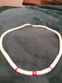Beautiful white and pink shell necklace