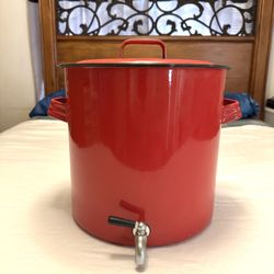 19 QT Enamel Stock Pot With Spigot Spout