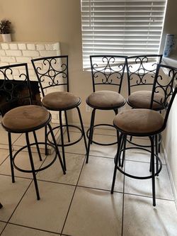 Set of 5 Metal Swivel Bar Stools