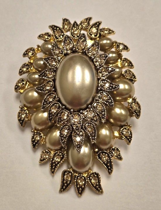Vintage Oversized Pendant/Brooch With Faux Pearls And Rhinestones