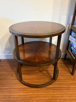 Magnussen Home Round 3-Tier Accent / End Table - Sunburst Wood Veneer