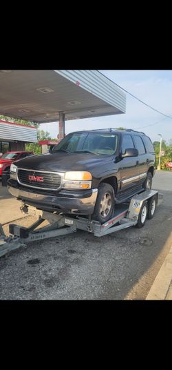 2006 GMC YUKON 4X4  ***FOR PARTS ONLY