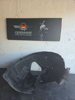 Tesla  Y 2020-2024 OEM Front Left Fender Liner - 1492613-00-C