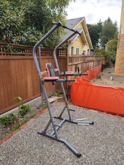 Pull up bar