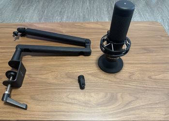 Hyper X quad cast RGB mic and Arm