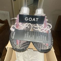 Yeezy Boots 350 V2 Size 10
