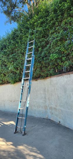 beautiful 20ft fiberglass extention ladder
